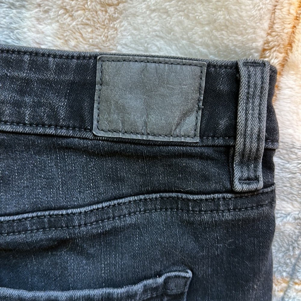 American Eagle High Rise Shorts - Picture 7 of 8